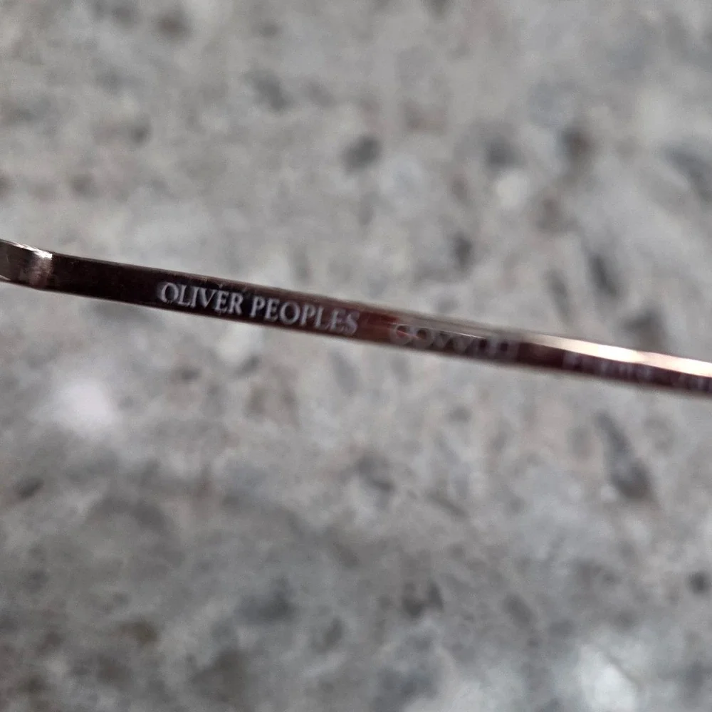 OLIVER PEOPLES‎ - 61-16-125 COMMANDER (GOLDCLEAR GRADIENT BROWN) DISCONTINUED